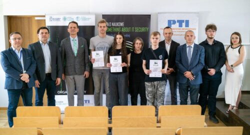 Organizatorzy oraz zwycięzcy olimpiady